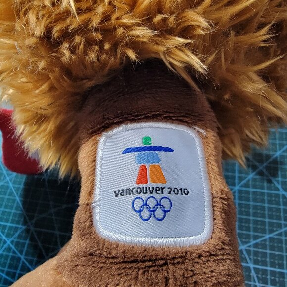 Quatchi 2010 Vancouver Winter Olympics Plush Sasquatch Bigfoot Mascot 23cm Used - Picture 4 of 11